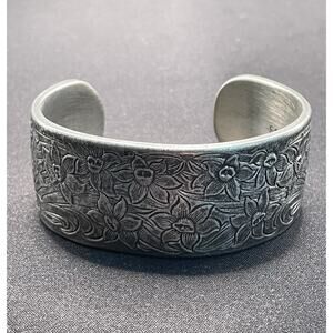 Vintage Pewter Bracelet Salisbury Flower of the Month March Beautiful Free Ship!